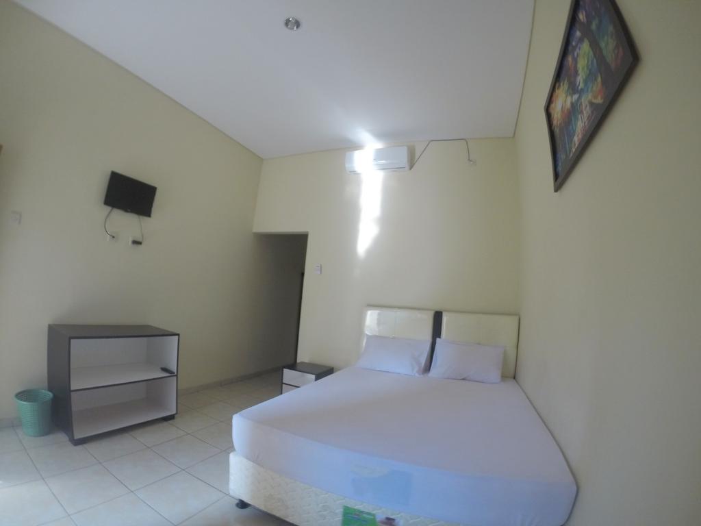 Deka Homestay Mataram Luaran gambar