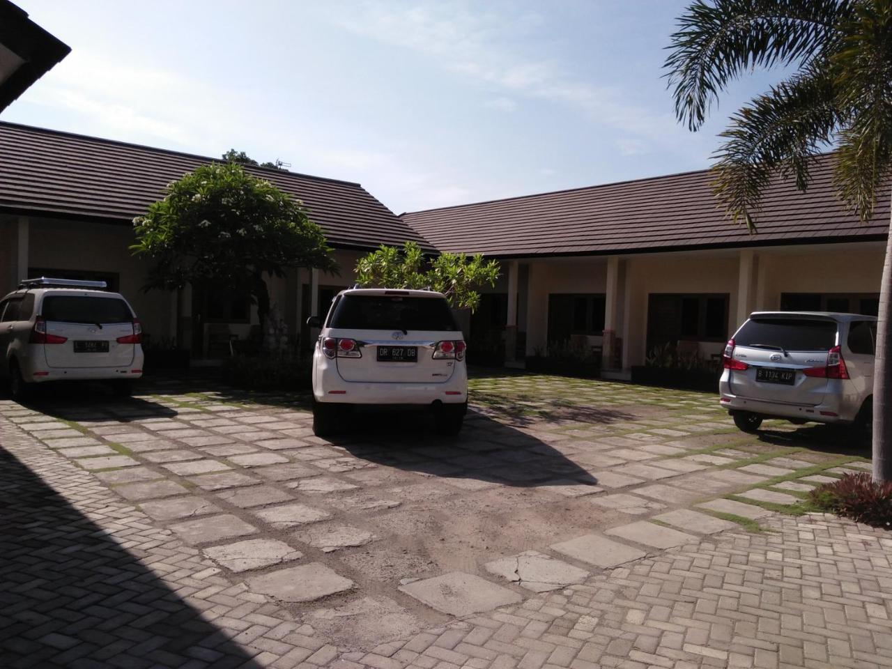 Deka Homestay Mataram Luaran gambar